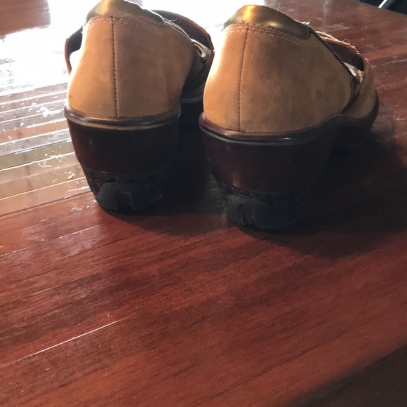 Shoes - Picture 3 of 3